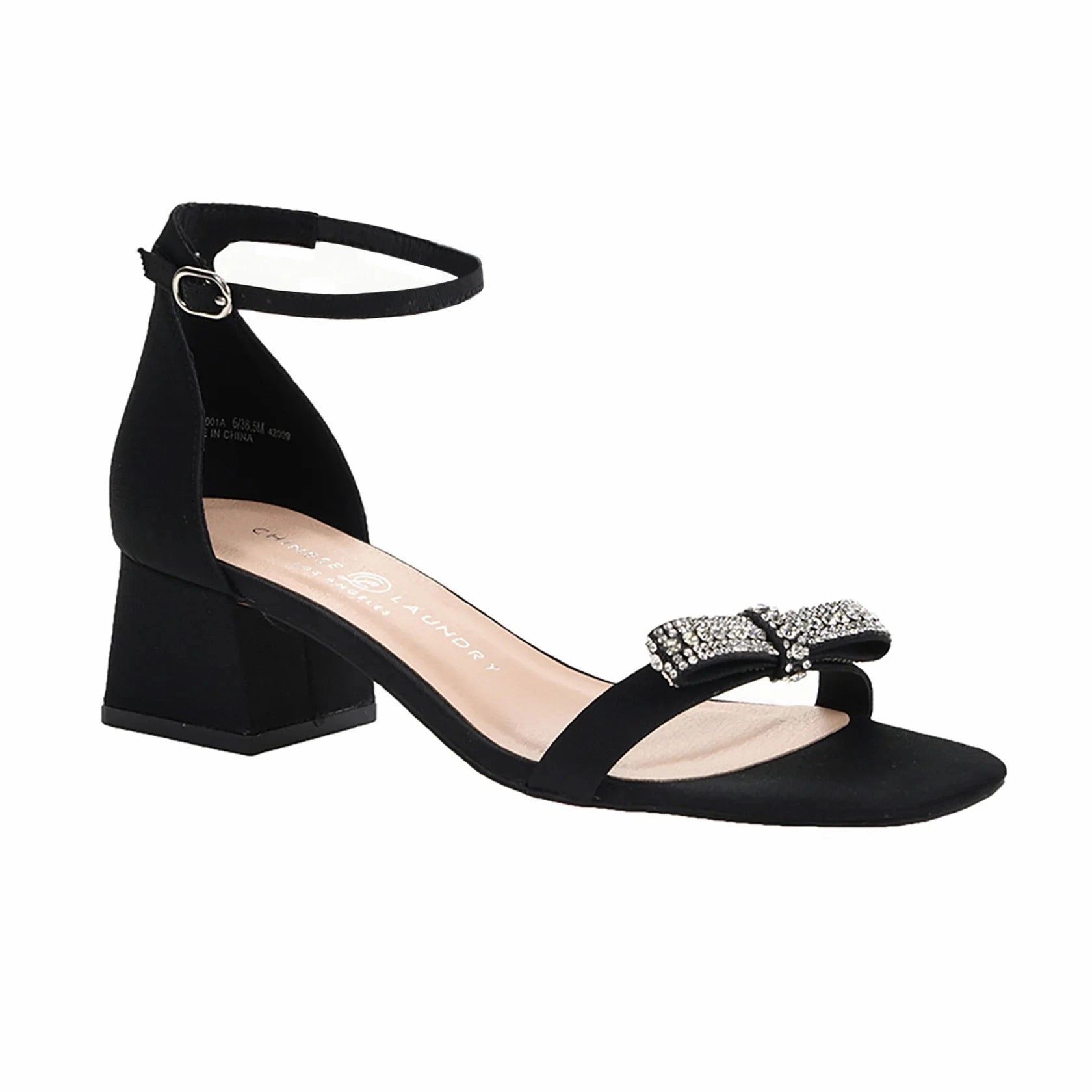 Lightweight Trail Grip Lanita in Black