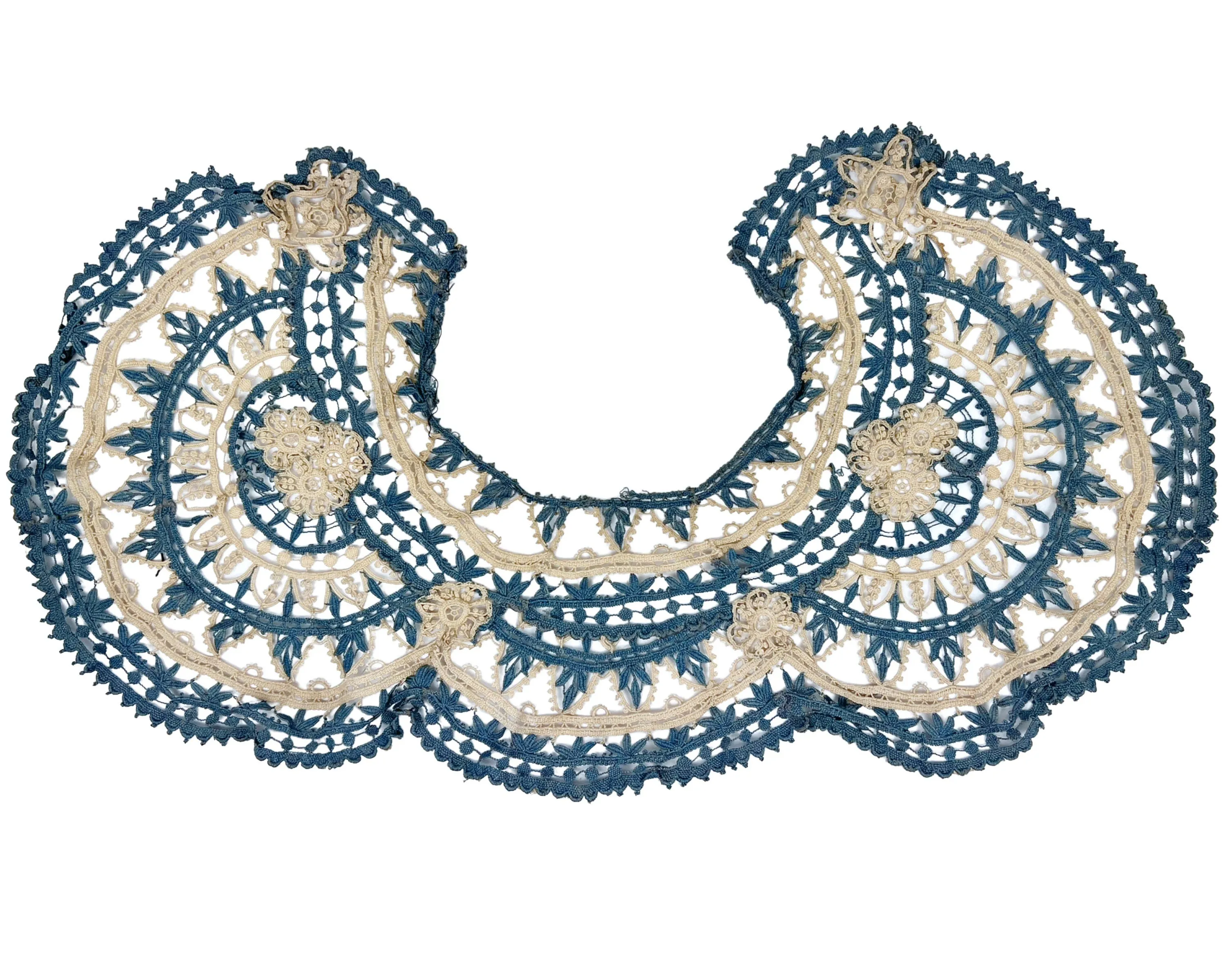 Large Antique Victorian Lace Collar Hand Made Blue & Ecru Bedfordshire ?