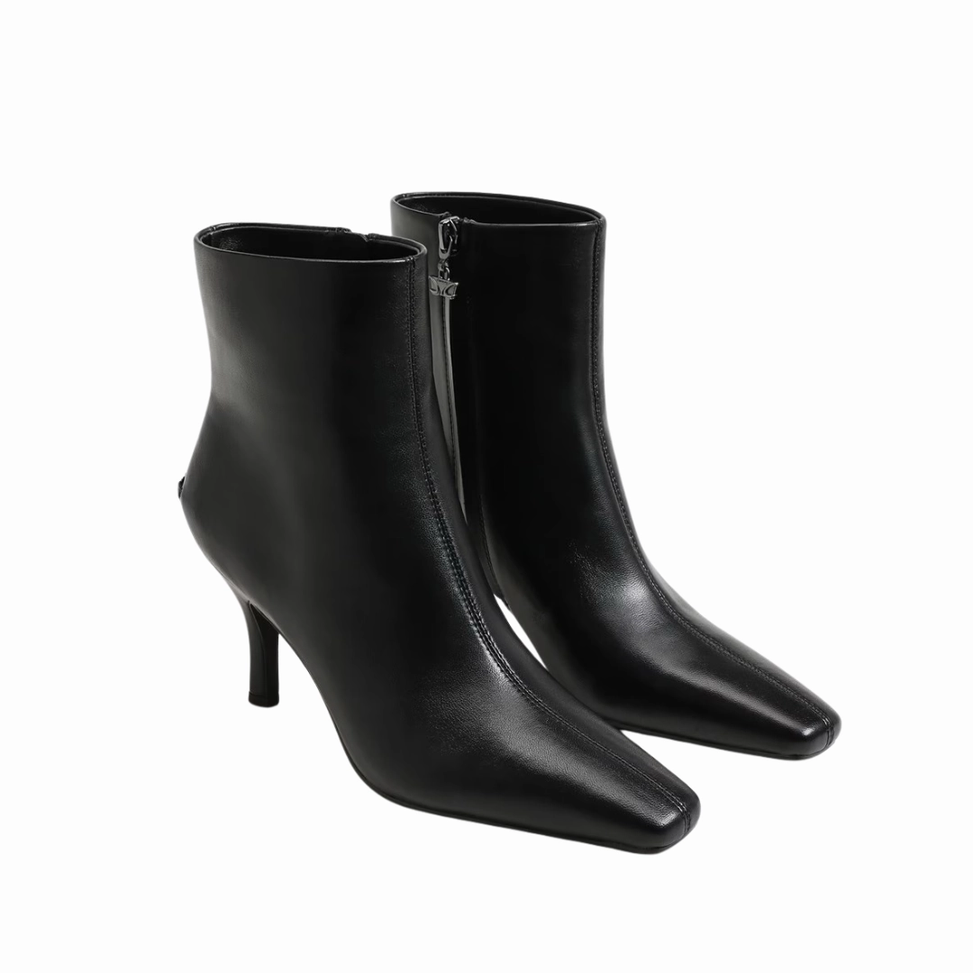 Laura in Black Dress Shoes sharpest