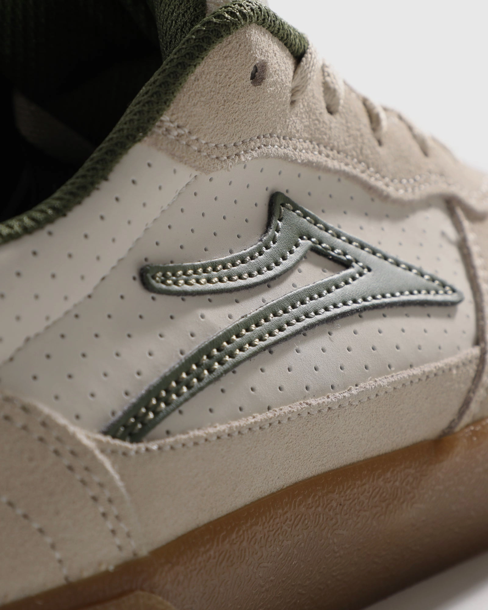 Cold Guard Cambridge - Cream Suede