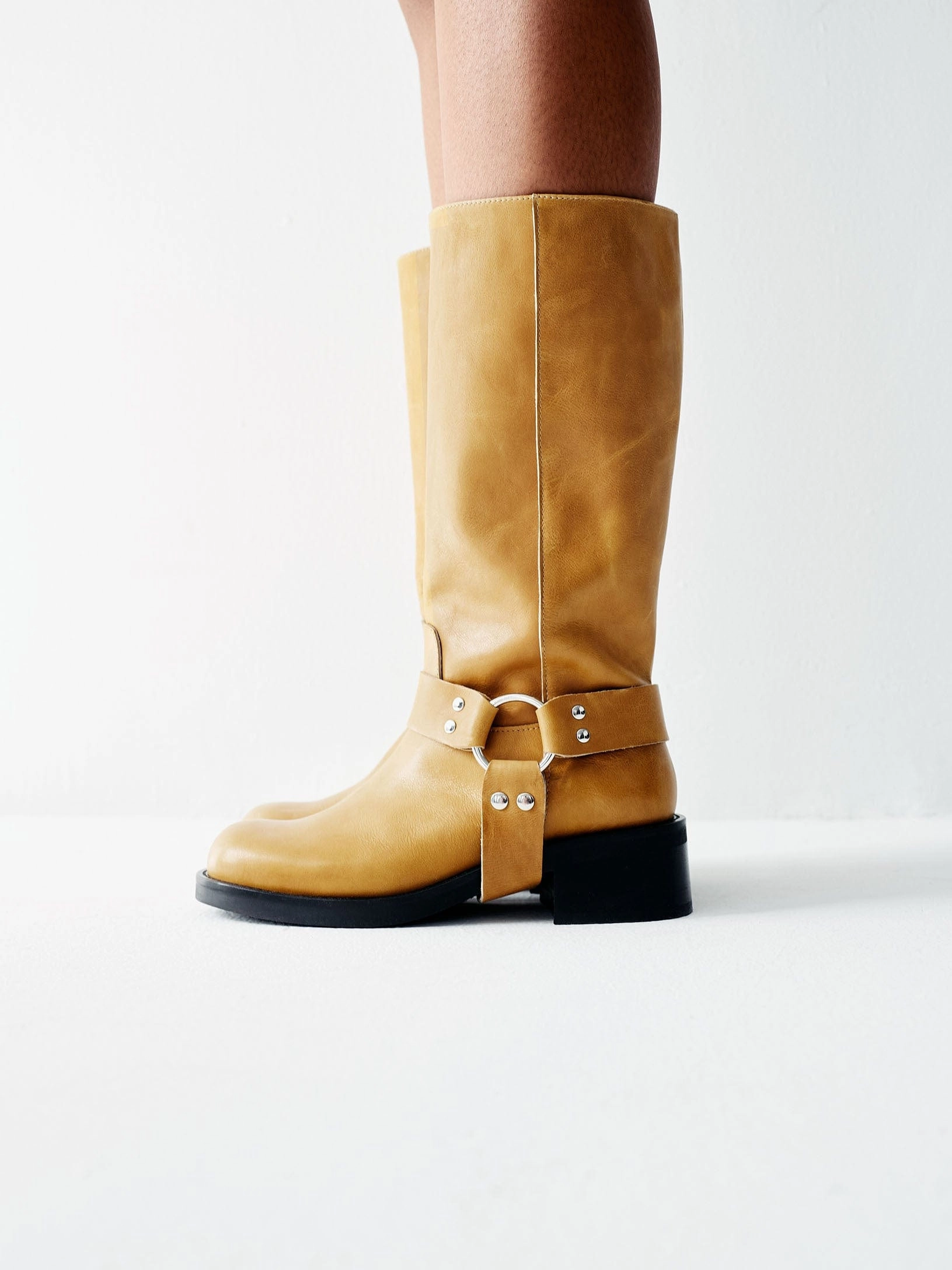 Lucca Dijon Boot Trendy Footwear