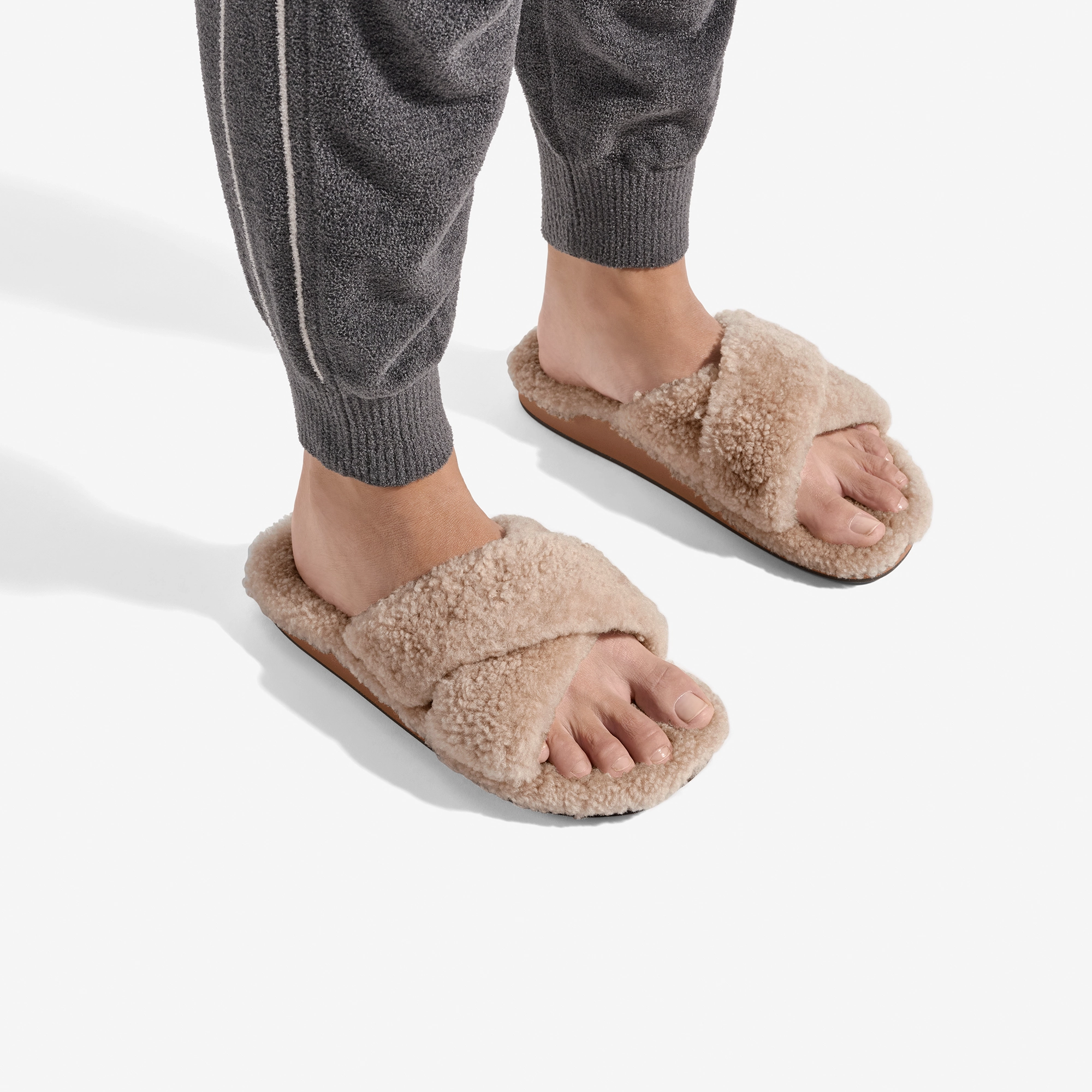 Hila Heu - Tan Breathable mesh upper Comfortable fit