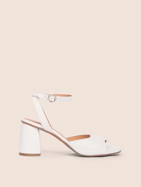 Malaga White Heel Photo Spark Luxe Touch