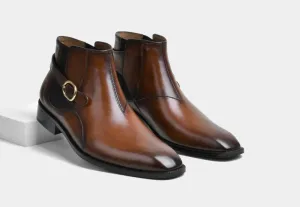 MEN BUCKLE BOOTS IN MID-BROWN