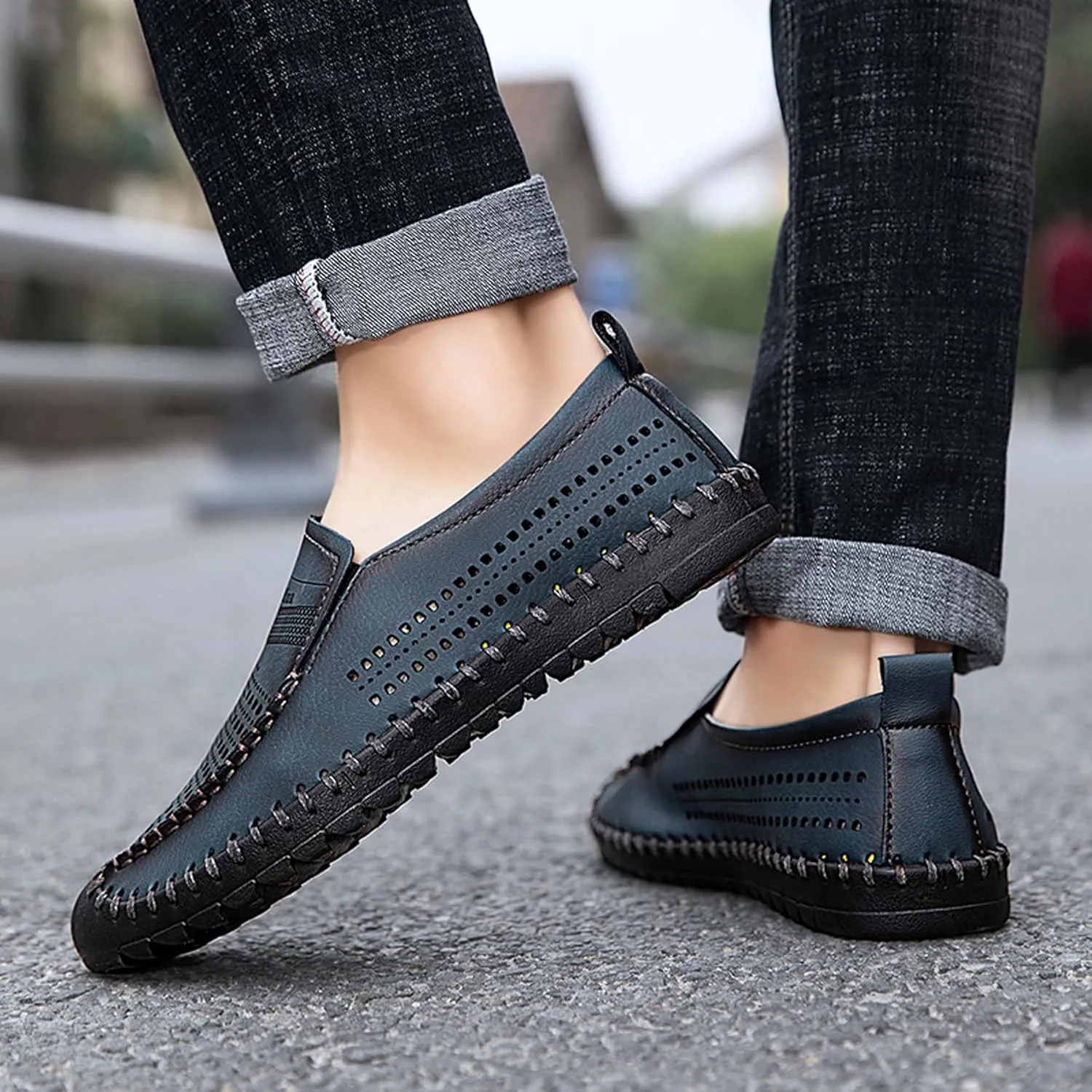 Men's Breathable Walking Shoes Comfortable Casual Leather Shoes Lightweight Loafers Retro Business Office Shoes Hollowed Out Leather Casual Shoes Outdoor Hiking Driving Shoes
