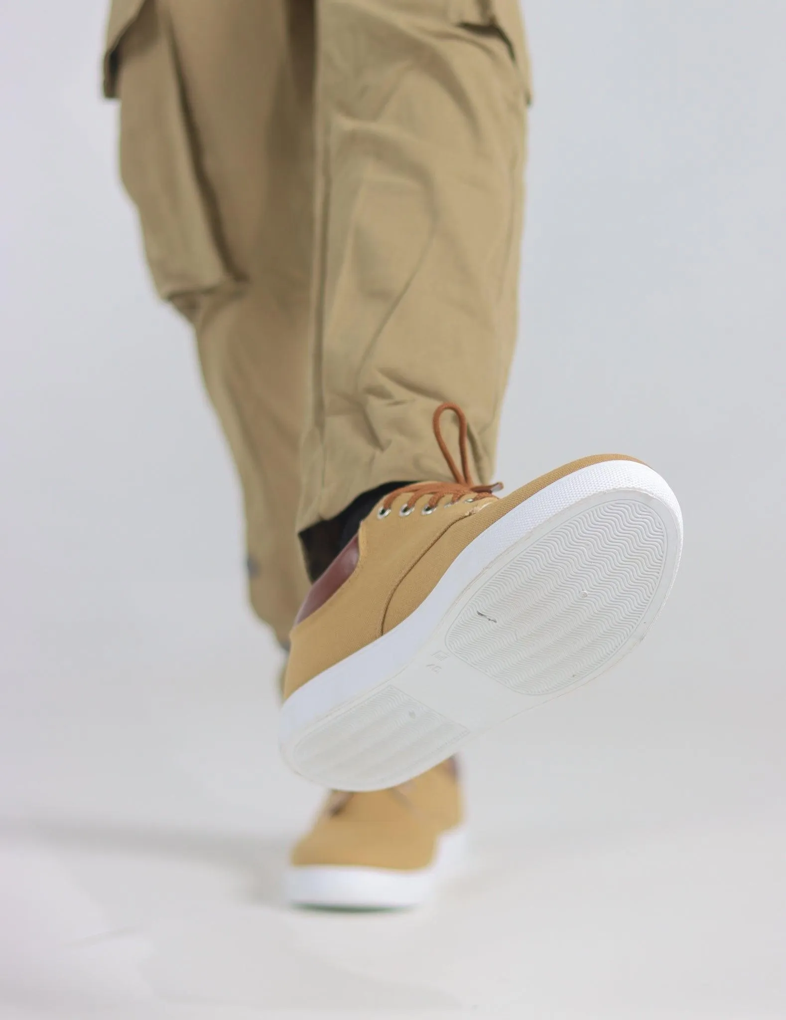 Men's Light Casual Canvas Shoes