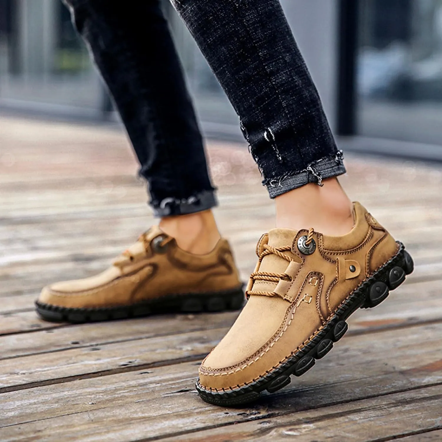 Men's Vintage Leather Casual Loafers Hand-Stitched Lace-Up Non-Slip Waterproof Sneakers Fashionable Comfortable Walking Driving Shoes