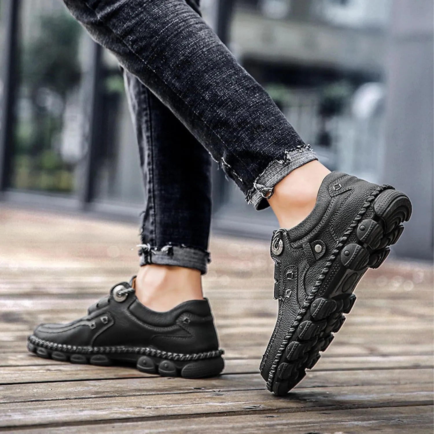 Men's Vintage Leather Casual Loafers Hand-Stitched Lace-Up Non-Slip Waterproof Sneakers Fashionable Comfortable Walking Driving Shoes