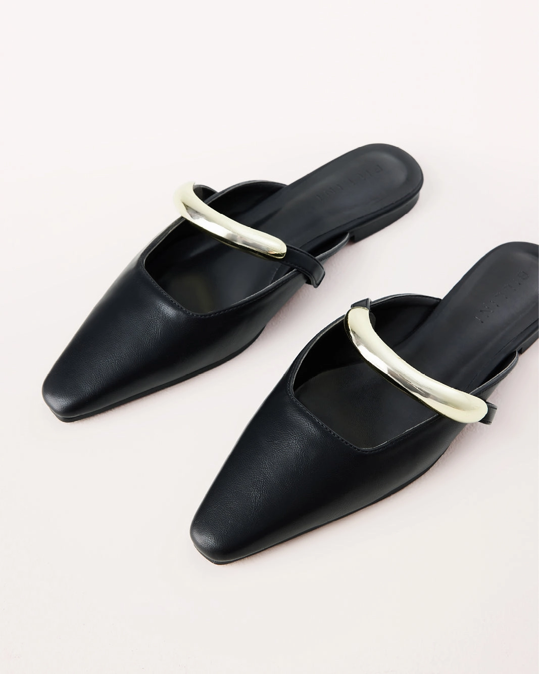 Breathable Shoes MERCER - BLACK