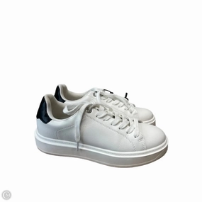 Smooth Base Power Moves Shoes Sneakers By Steve Madden In White, Size: 7.5