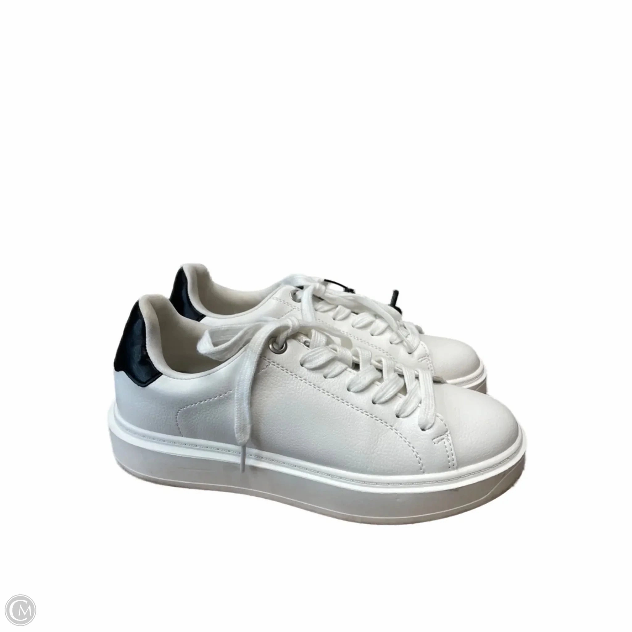 Smooth Base Power Moves Shoes Sneakers By Steve Madden In White, Size: 7.5