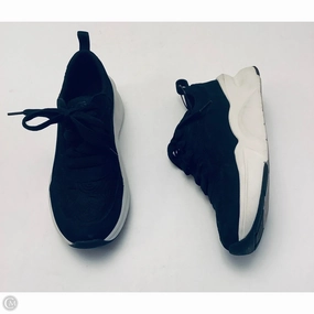 Cross Training Sneakers Shoes Sneakers By Ugg In Black, Size: 9