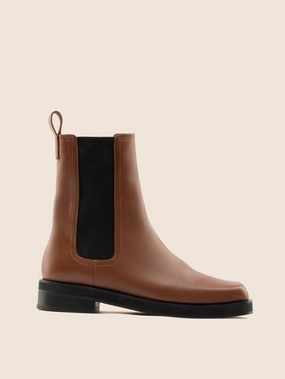 Mora Cognac Boot Water resistant upper Sporty