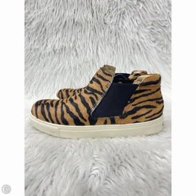 Hexagonal Lug Pattern Sneaker Discounts Shoes Sneakers By Coconuts In Animal Print, Size: 8