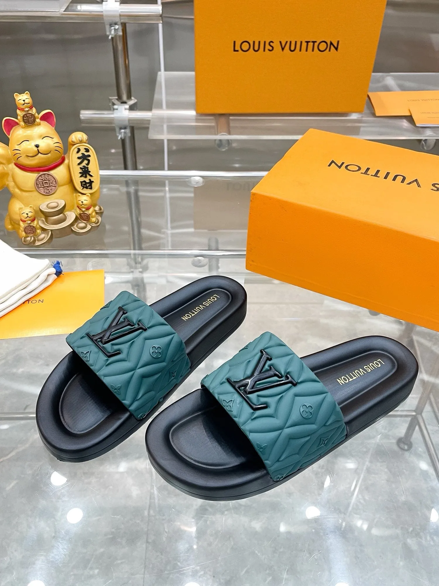 MSE086 LB Women/Men Slippers