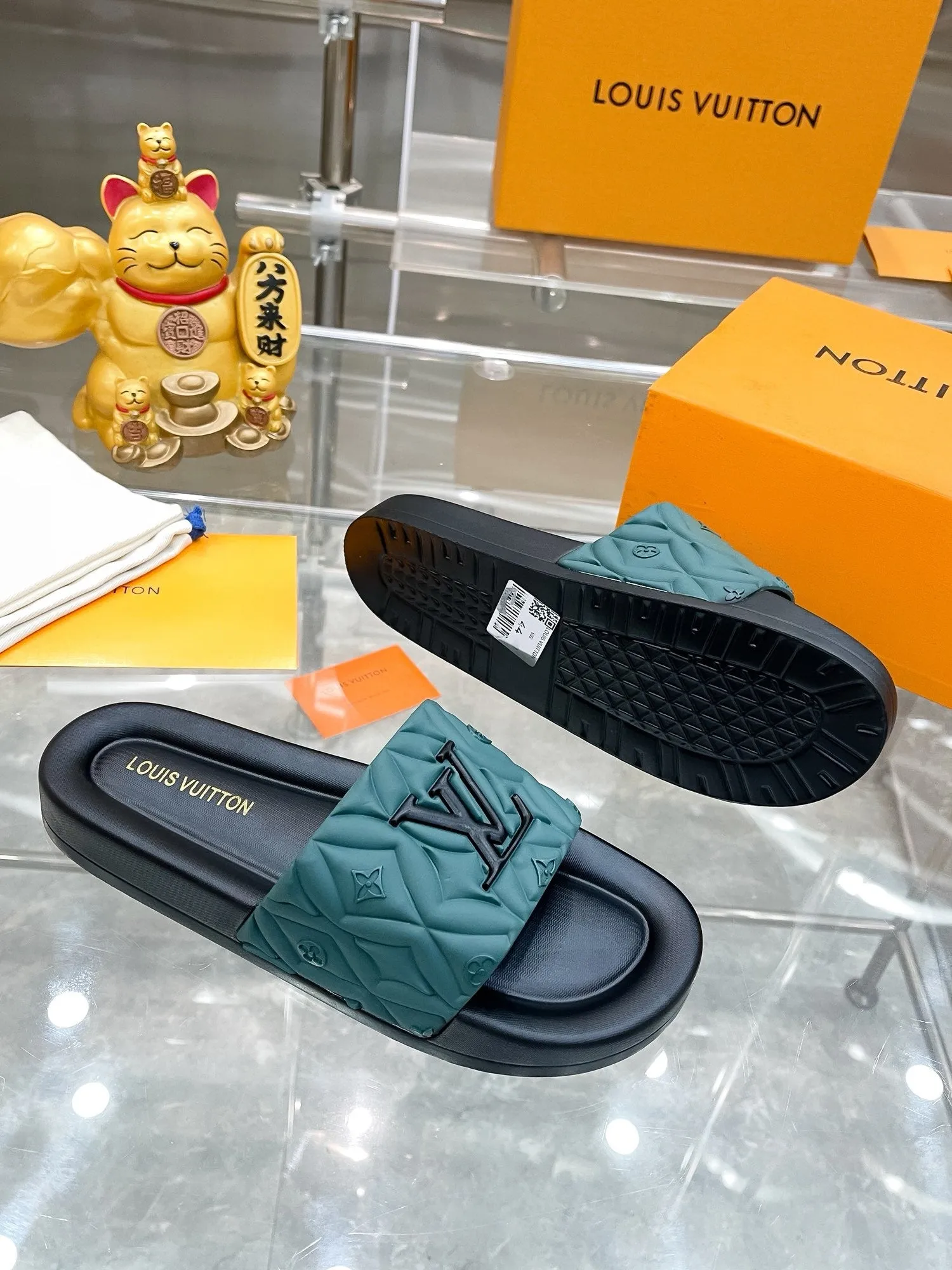 MSE086 LB Women/Men Slippers