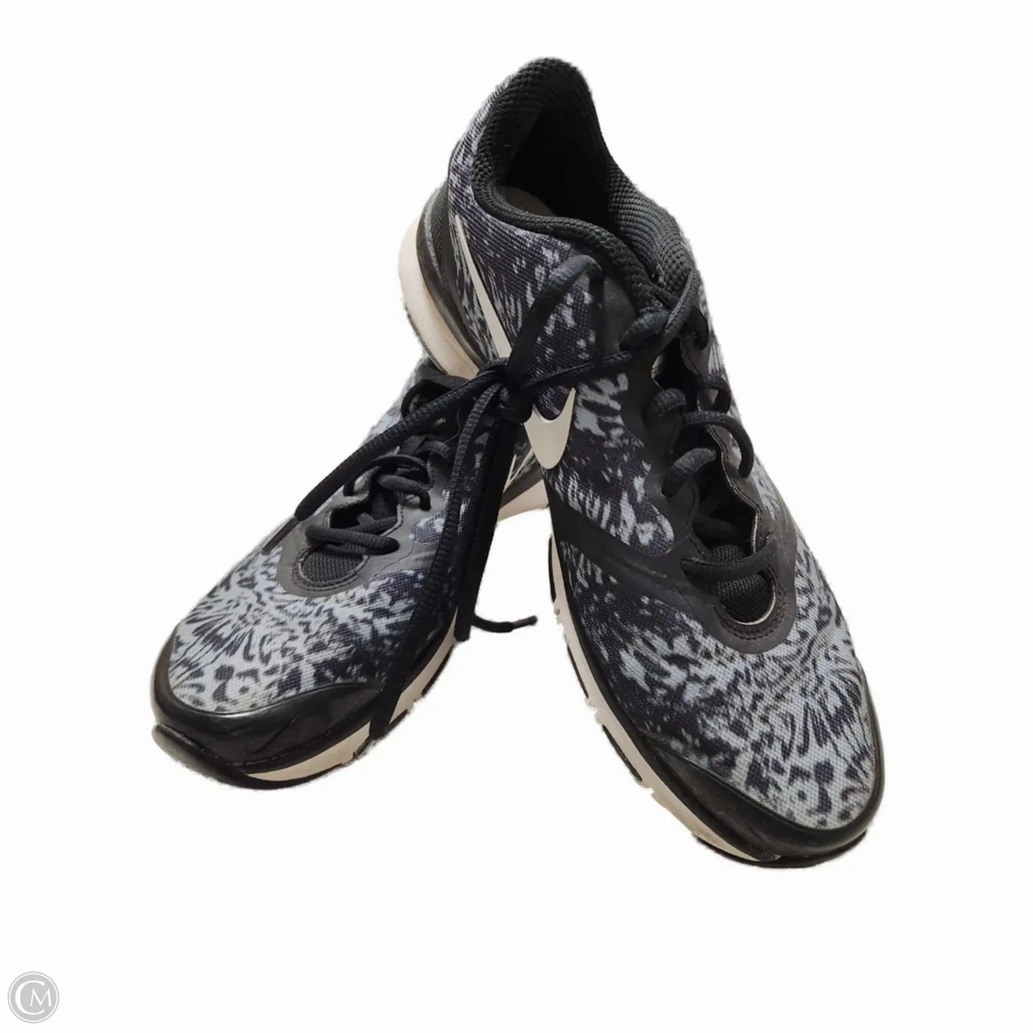 Sporty Vibes Shoes Sneakers By Nike In Black & Grey, Size: 8.5