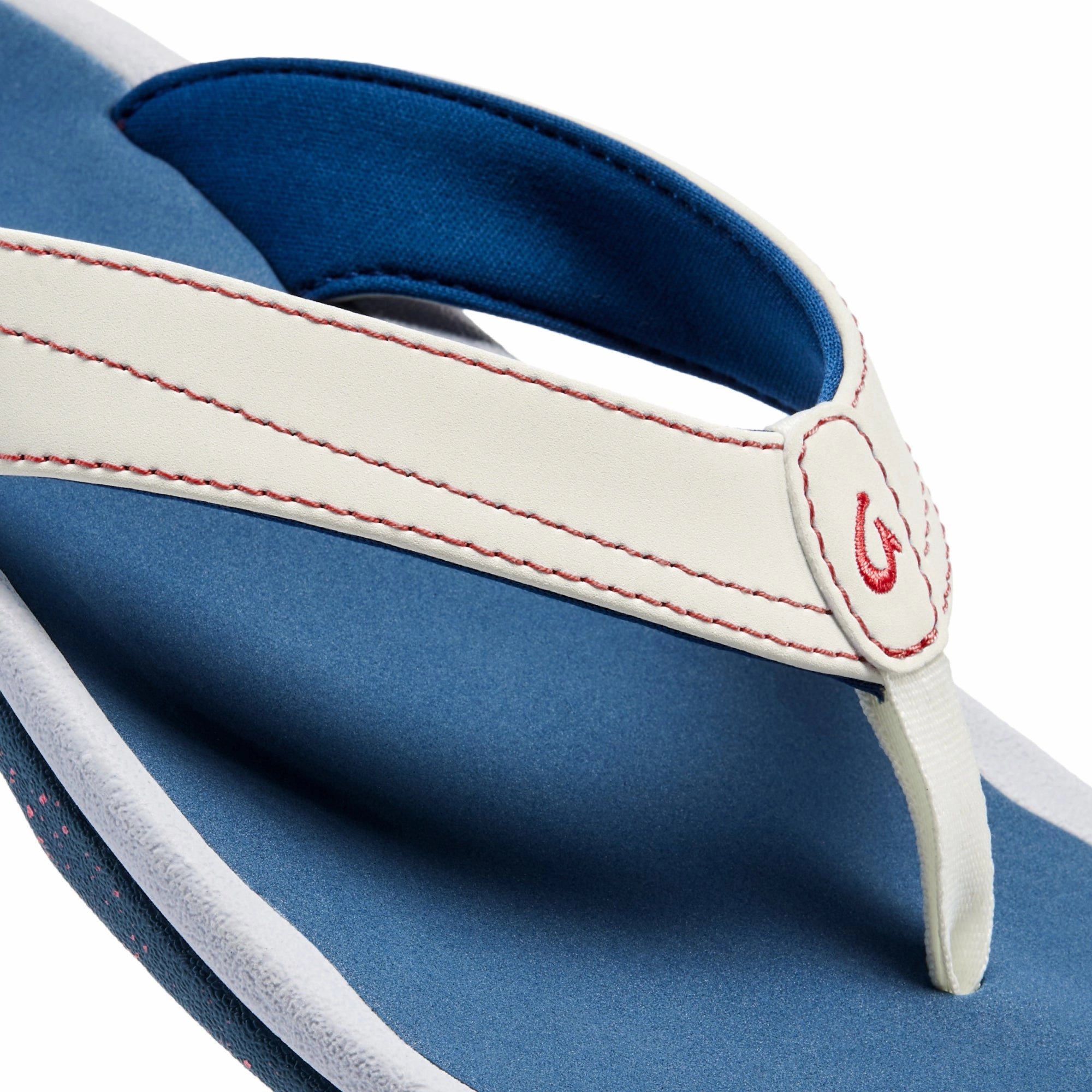 ??Ohana - Bright White / Ocean Blue Relaxed Flip-flops warm weather