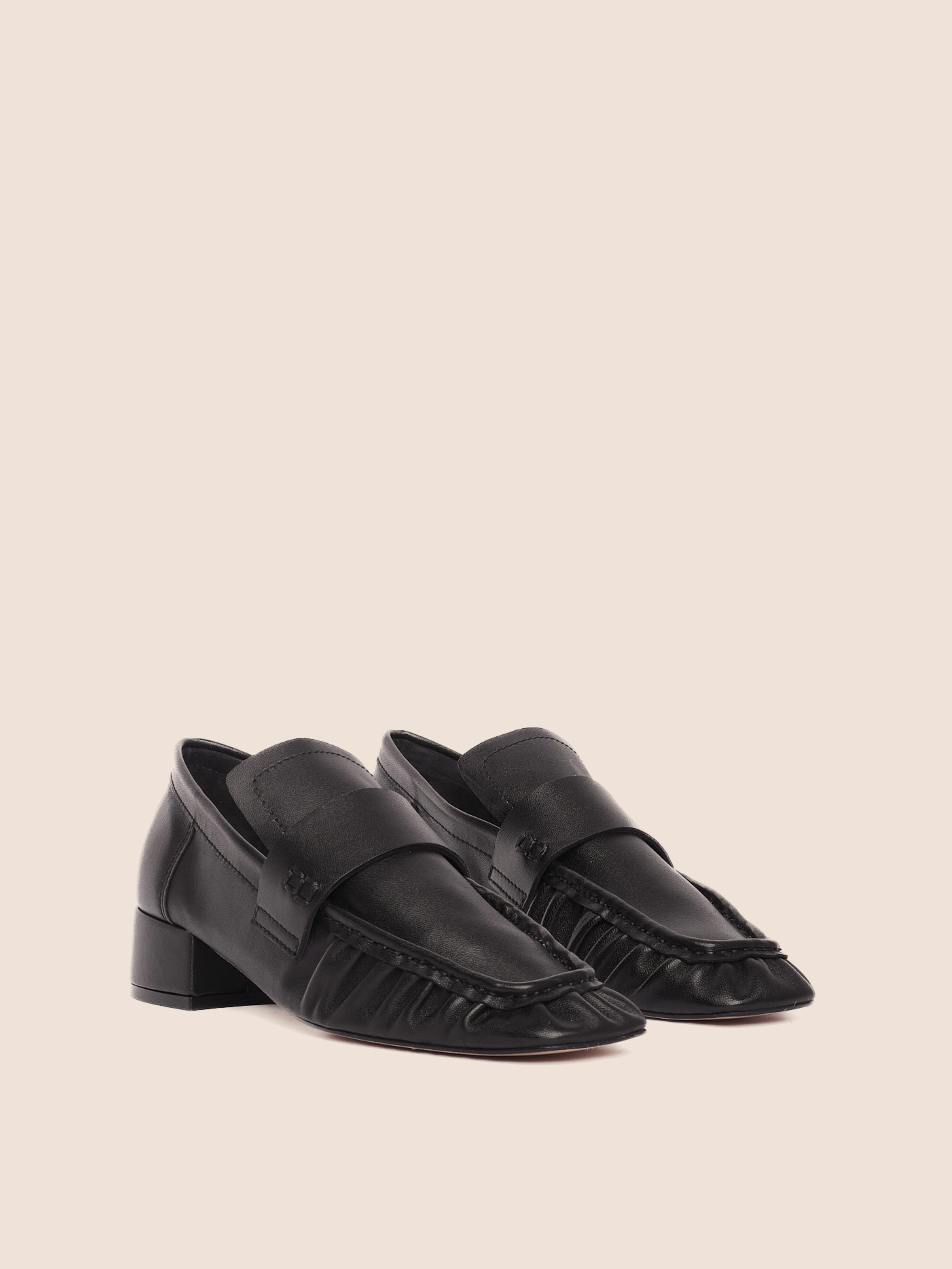 Team Game Navas Black Loafer