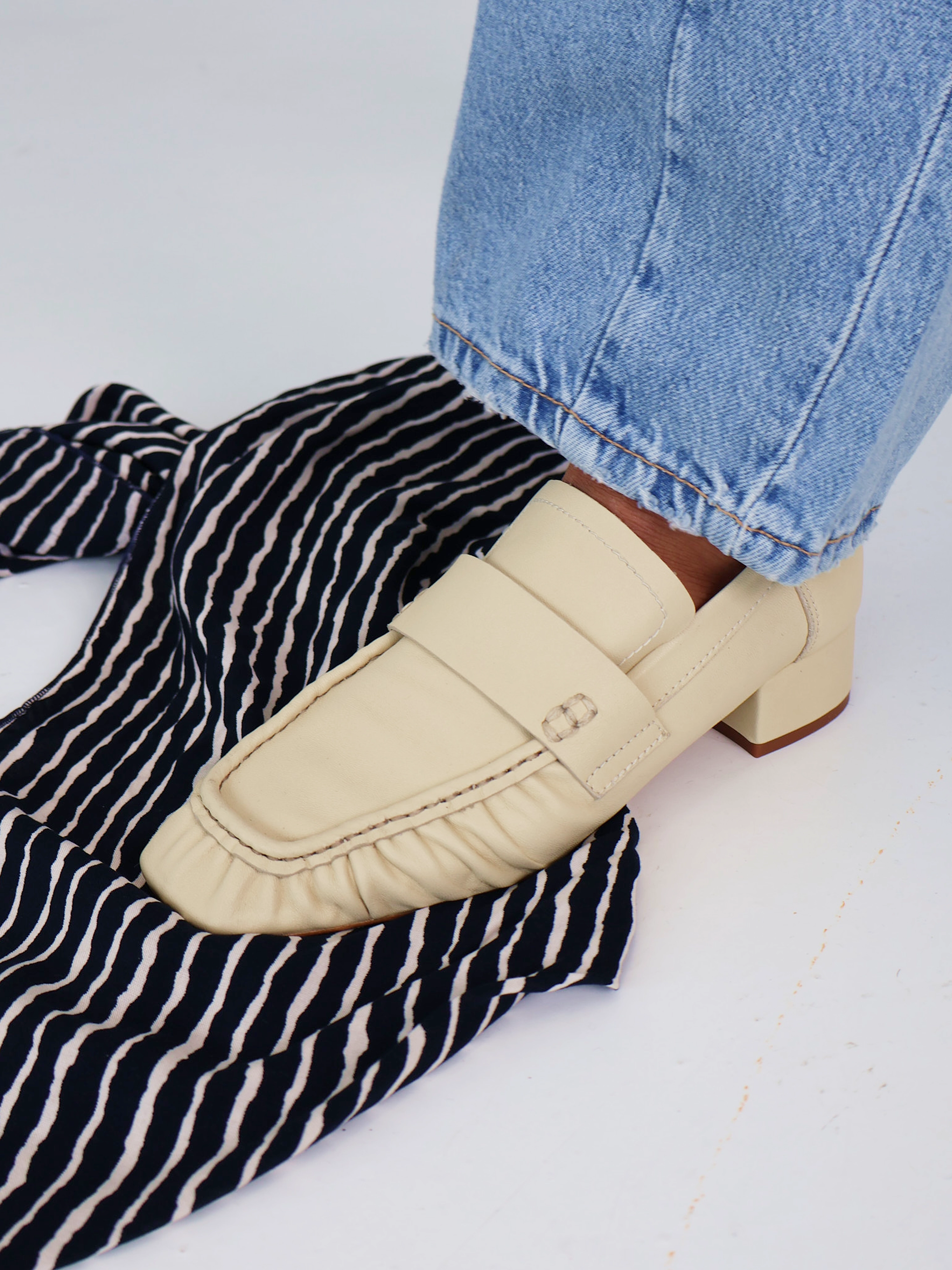 Fish Glow Navas Butter Loafer