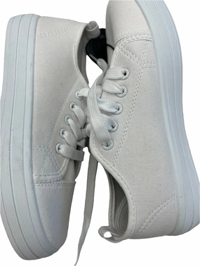 All-day shock absorption Shoes Sneakers By Clothes Mentor In White, Size: 7.5