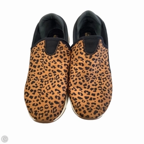 Easy Clean Surface Shoes Sneakers By New Balance In Animal Print, Size: 12