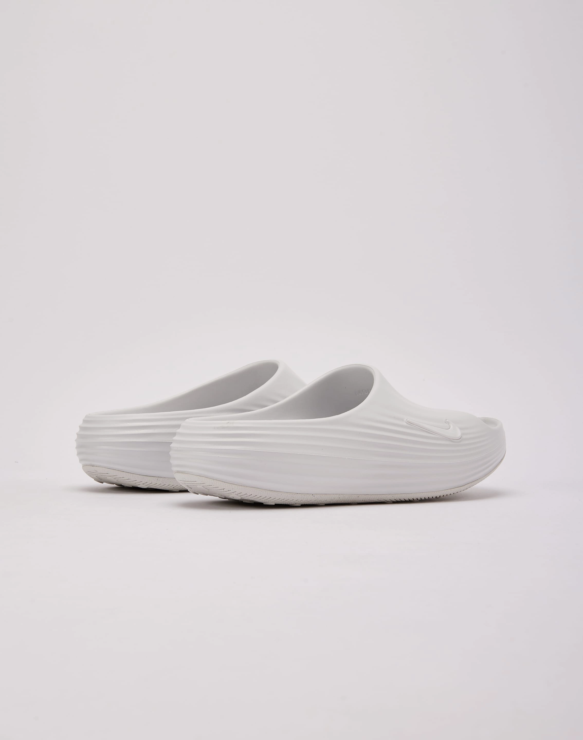 Beach Fun Nike ReactX Rejuven8 Slides