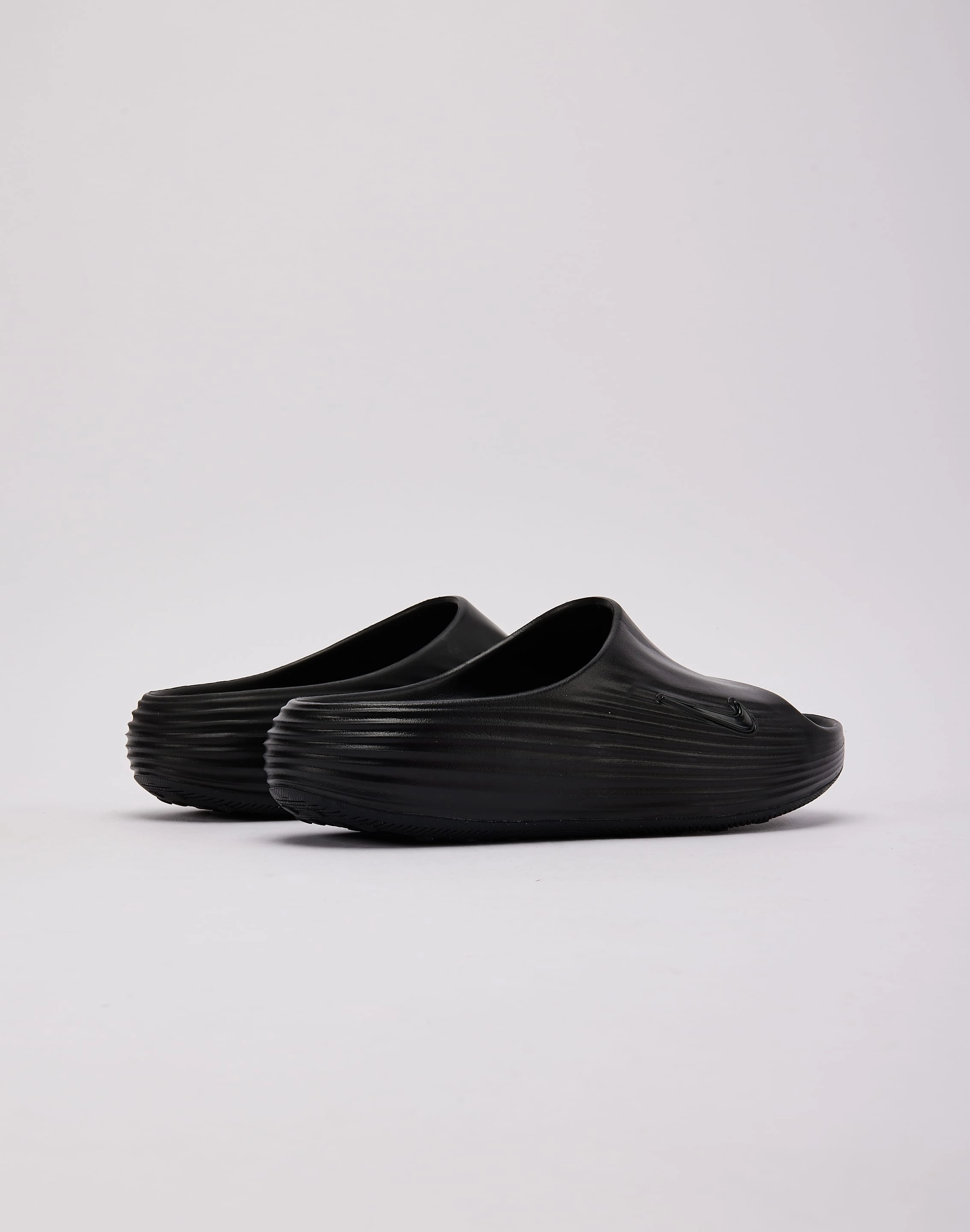 Step Light Comfort Bend Nike ReactX Rejuven8 Slides