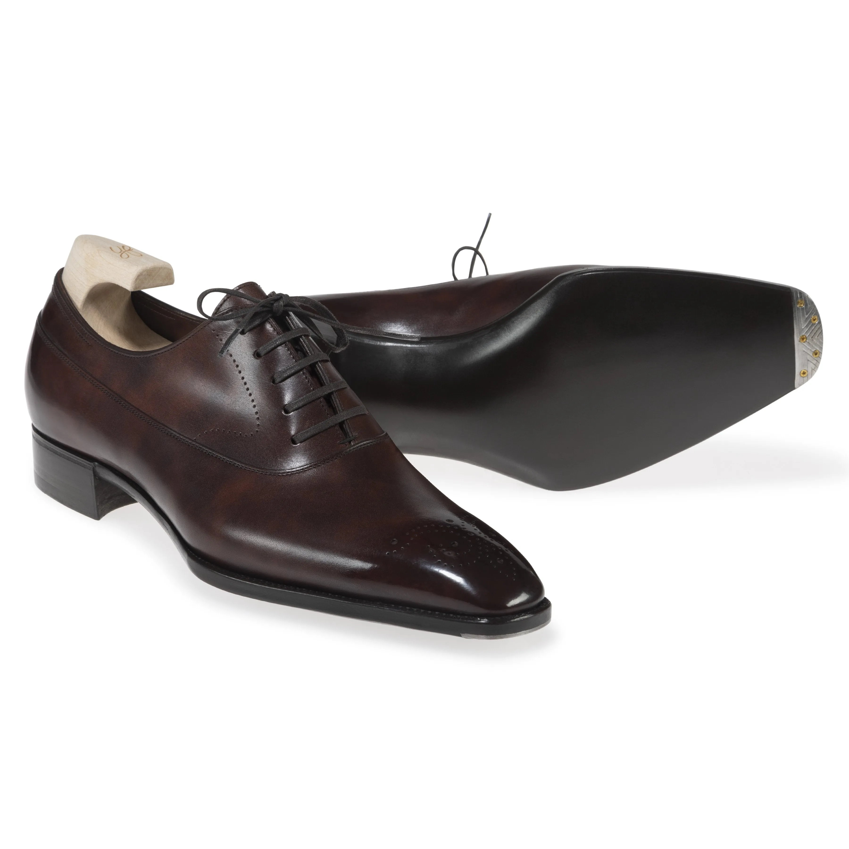 Nile Medallion Oxford