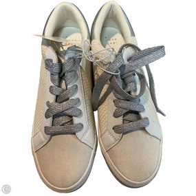 Flexible Lining Shoes Sneakers By A New Day In White, Size: 9.5