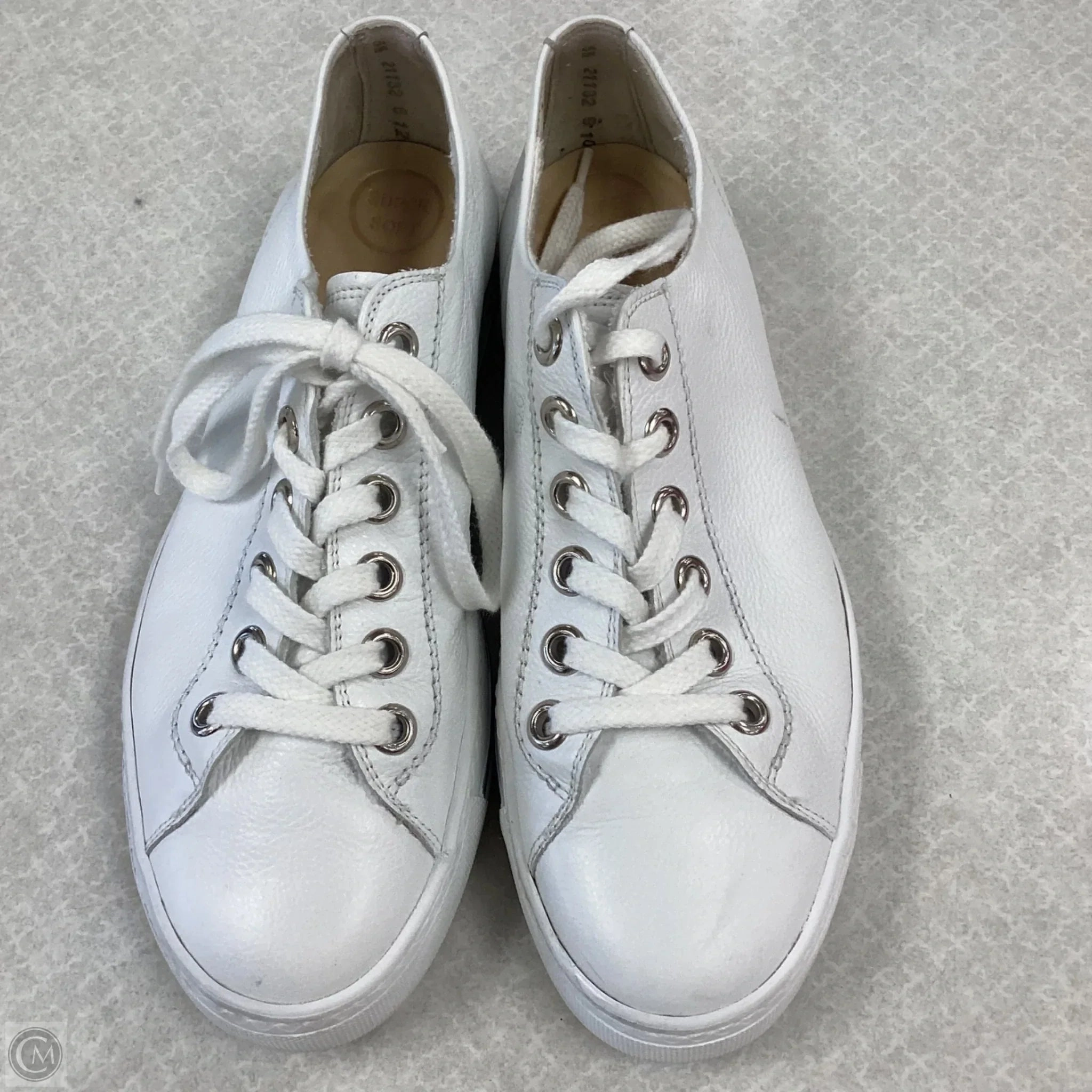 Run Mode Shoes Sneakers By Paul Green In White, Size: 8.5