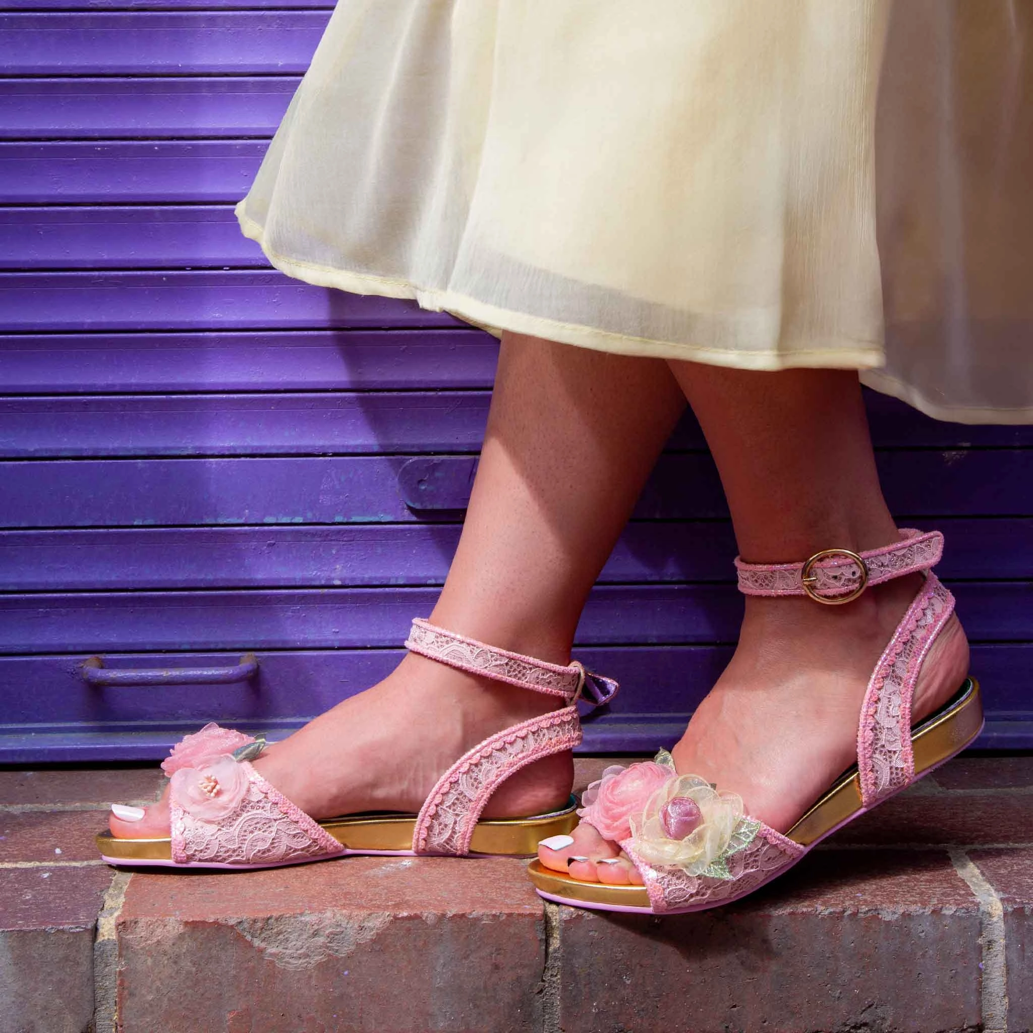 Secure fit Stylish Travel Flats Strike A Rose