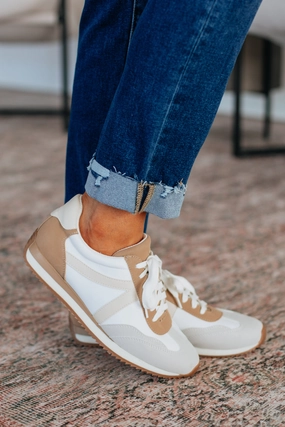 On The Go Sneakers Hot Pick