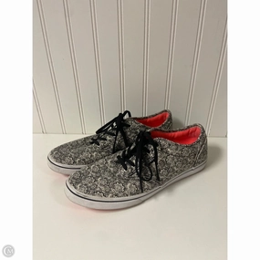 Shoes Sneakers By Vans In Black & White, Size: 9 All Terrain Grip Pattern