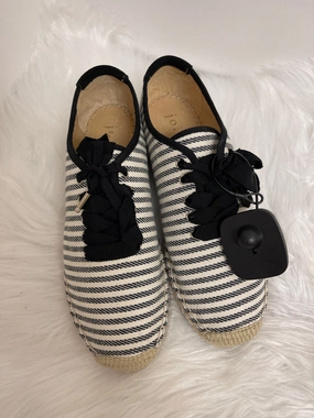 Striped Pattern Shoes Sneakers Joie, Size 6 Responsive bounce