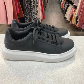 Shoes Sneakers By Rampage In Black, Size: 8.5 Tear Resistant Lace Lock Technology