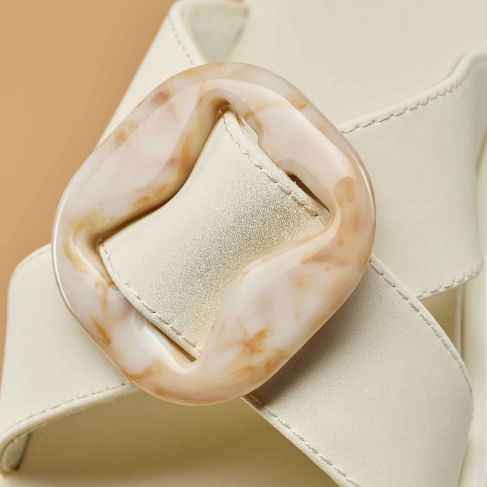 La??i Slide - White Sand Sporty Comfortable Ocean Breeze