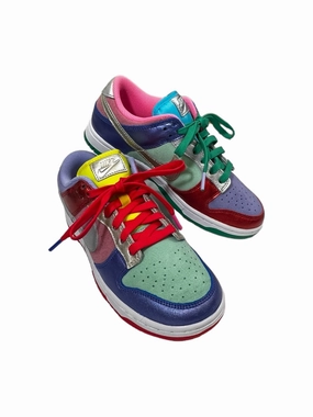 Multi-colored Shoes Sneakers Nike, Size 7 Tennis Sneakers Comfy Support