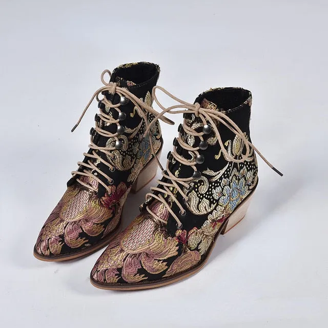 Pointed-Toe Embroidery Ethnic Boots for Women – Low-Heel Red Platform Pumps, Modern Designer Plus Size Banquet Shoes