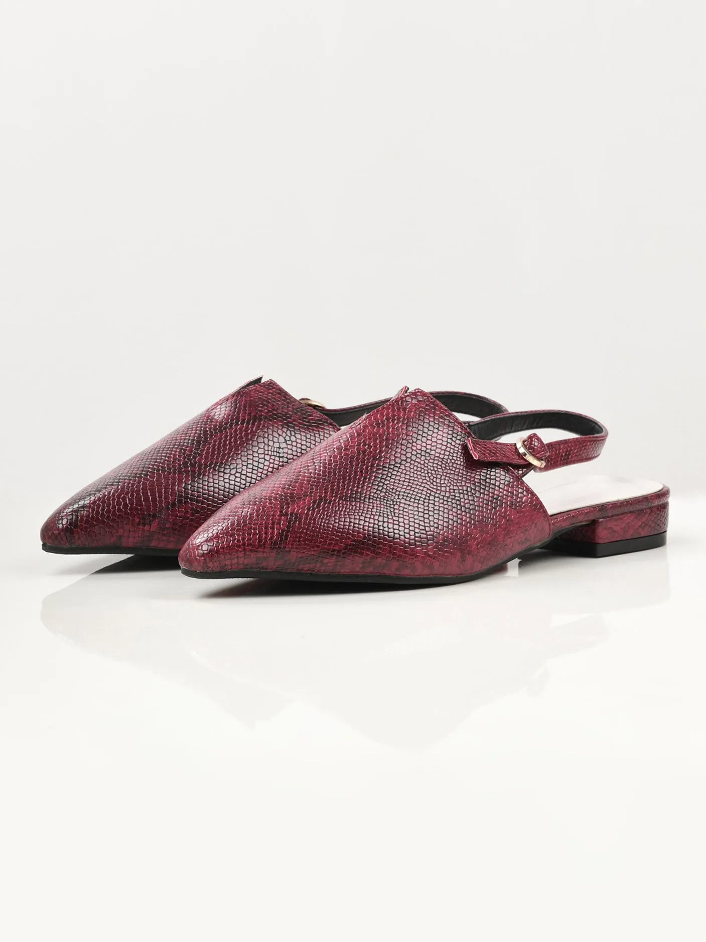 Print Shoes - Maroon