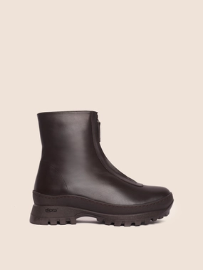 well-made Estrella Brown Lined Boot