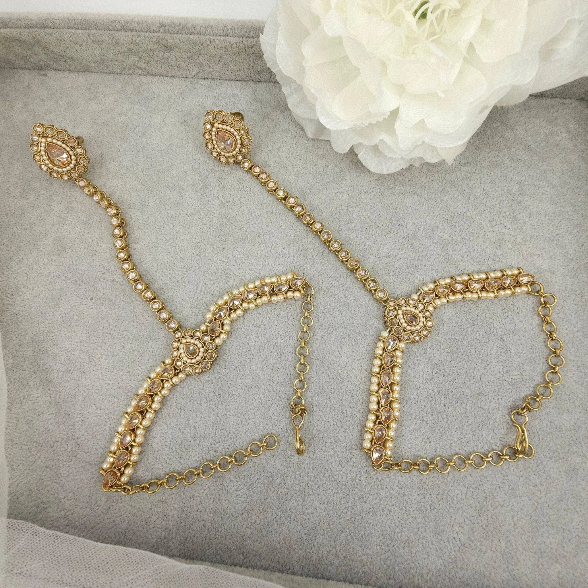 Rabya Antique Polki Hand Pieces