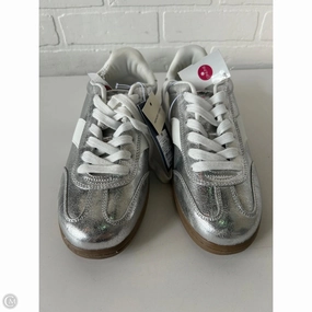 Shoes Sneakers By Universal Thread In Silver & White, Size: 10 SlipOn Fresh Fit