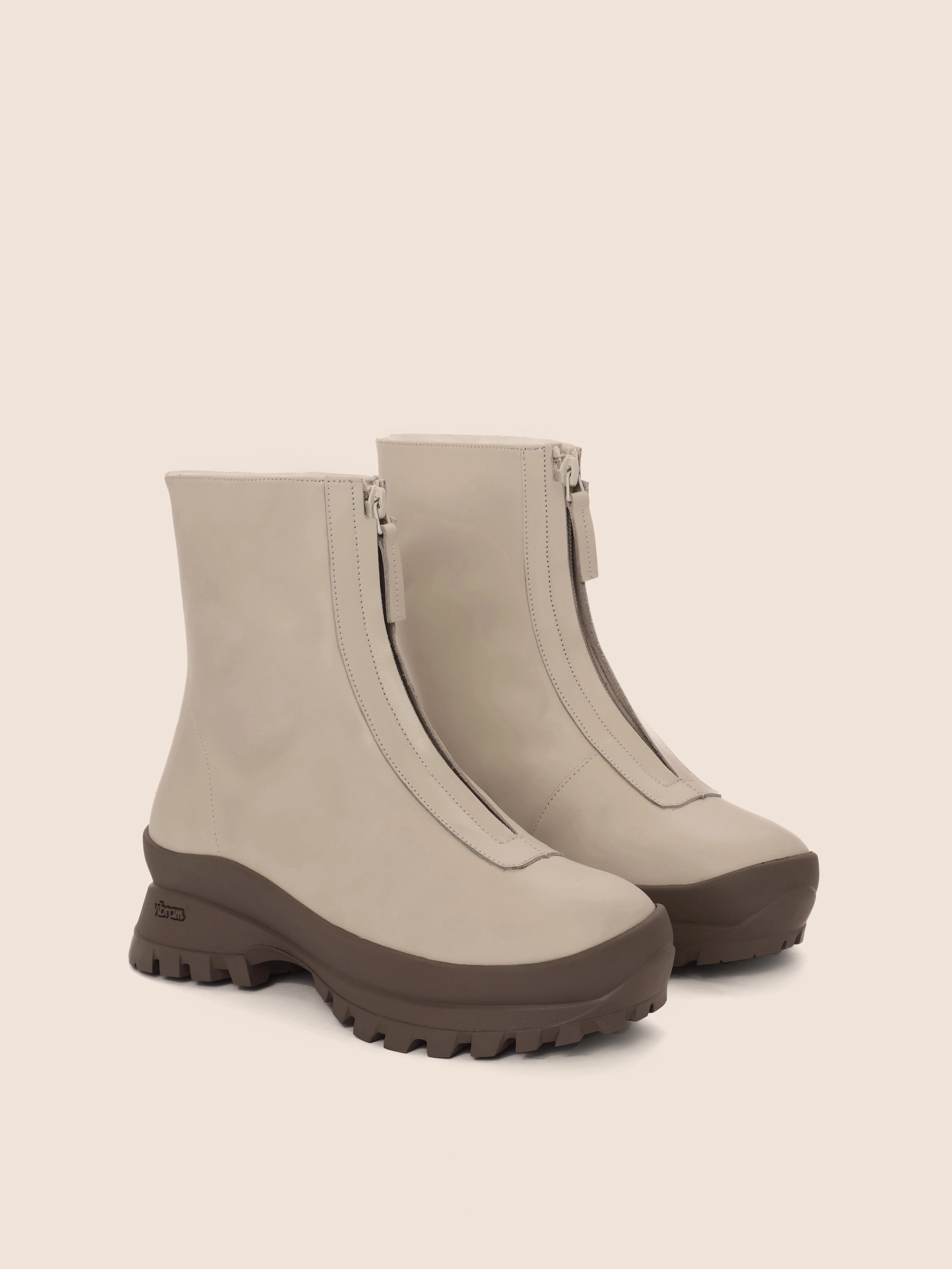 Calm Flow Italian Glam Estrella Combo Taupe Lined Boot