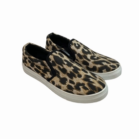 Rugged Traction Shoes Sneakers By Pink Lily  Size: 8.5