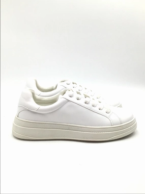 Shoes Sneakers By Steve Madden In White, Size: 11 SecureFit