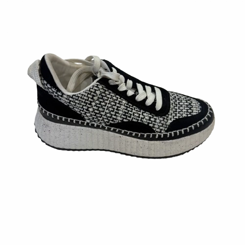 Shoes Sneakers By Universal Thread In Black & White, Size:8 Plant Based Materials