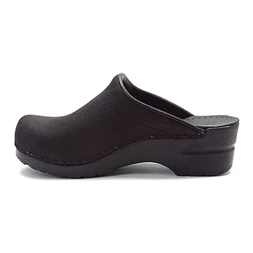 Sanita Women's Sonja Texture Oil Clog