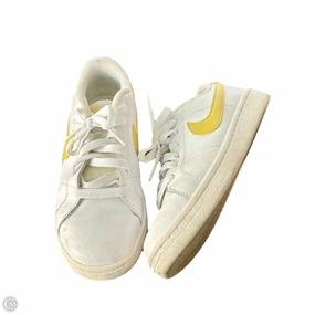 Shoes Sneakers By Nike In White & Yellow, Size: 6.5 Warm Season
