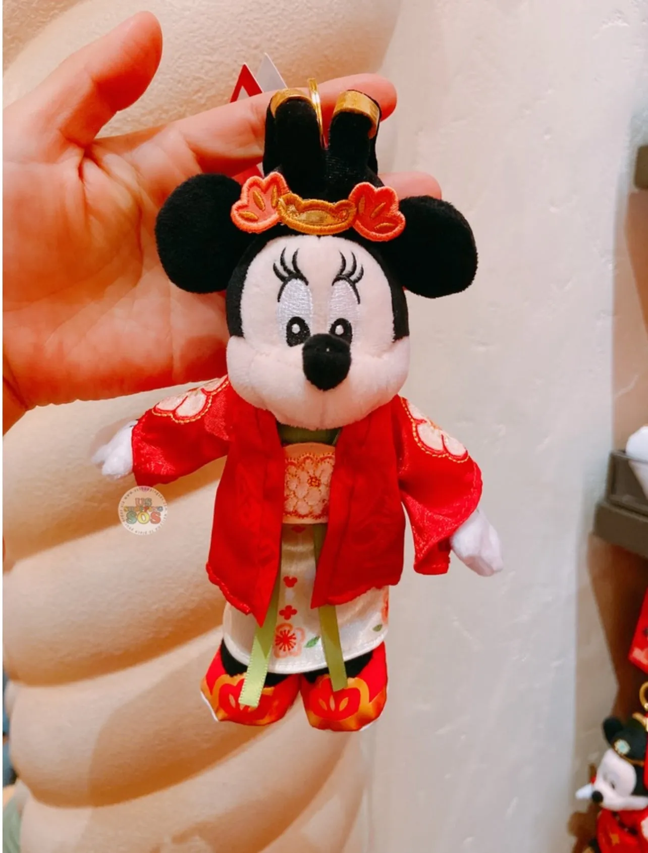 SHDL - Mickey & Friends Lunar New Year 2025 Collection x Minnie Mouse Plush Keychain